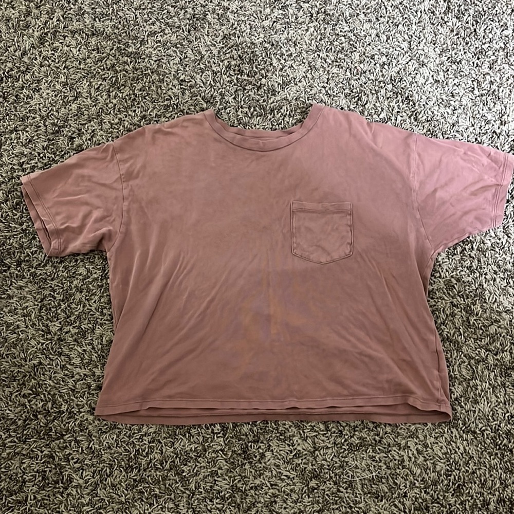 American eagle cropped shirt